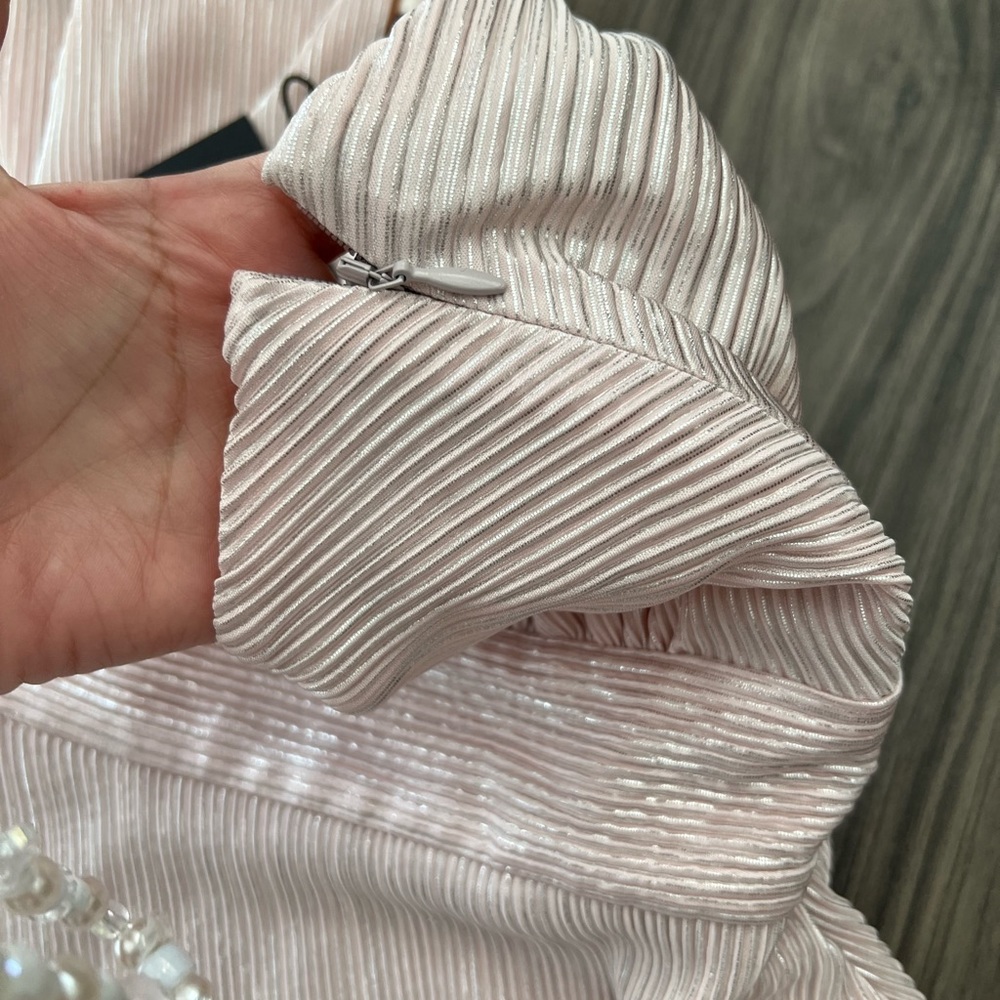 Michael Costello x Revolve Dress - Size XS - Picture 3 of 6